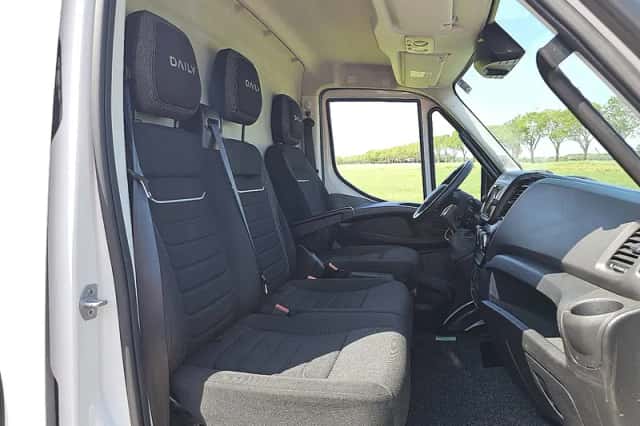 Iveco Daily (2023) thumbnail 6