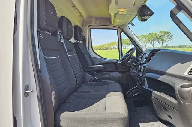 Iveco Daily (2023) thumbnail 6