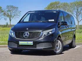 Mercedes-Benz EQV (2022) thumbnail 1