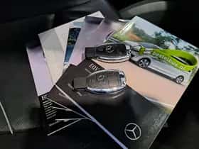 Mercedes-Benz EQV (2022) thumbnail 14