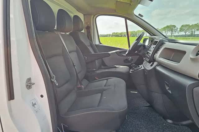 Renault Trafic (2019) thumbnail 6