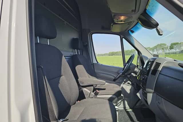 Mercedes-Benz Sprinter (2017) thumbnail 6