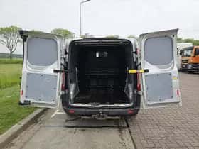 Ford Transit (2017) thumbnail 13