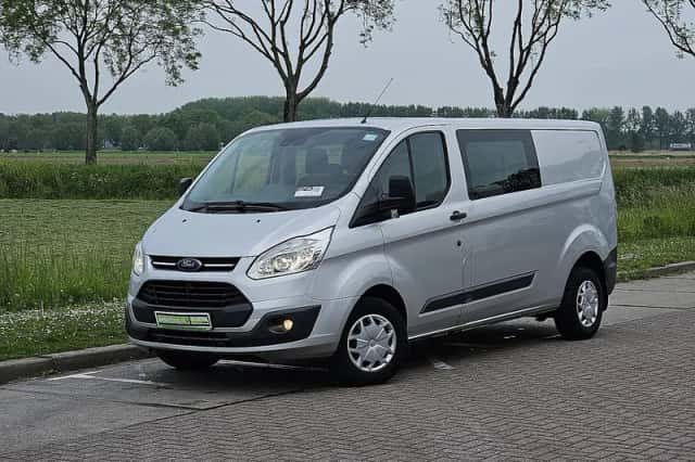 Ford Transit (2017) thumbnail 2
