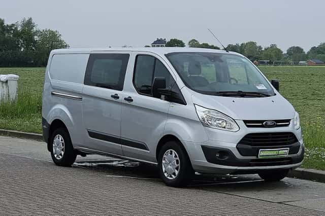 Ford Transit (2017) thumbnail 4