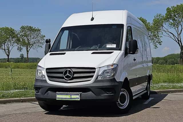 Mercedes-Benz Sprinter (2018) thumbnail 1