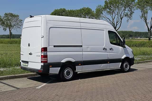 Mercedes-Benz Sprinter (2018) thumbnail 3