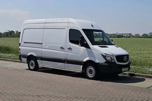 Mercedes-Benz Sprinter (2018) thumbnail 4