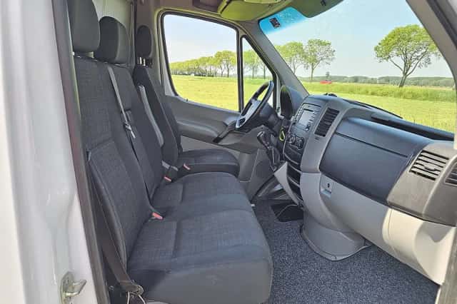 Mercedes-Benz Sprinter (2018) thumbnail 6