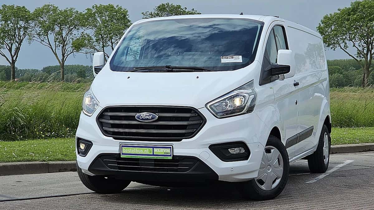 Ford Transit (2020) — foto 1
