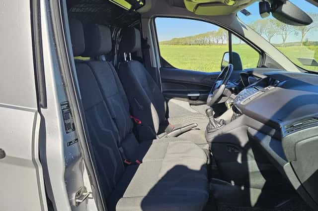 Ford Transit (2015) thumbnail 6