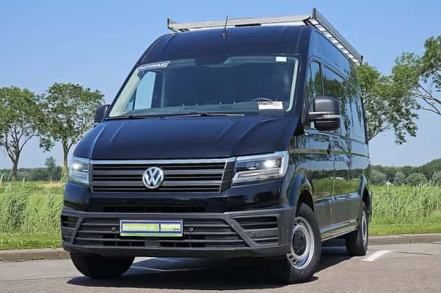 Volkswagen Crafter (2021) thumbnail 1