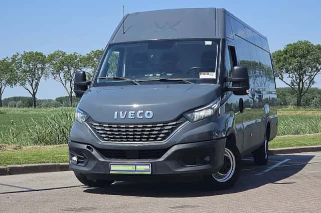 Iveco Daily (2021) thumbnail 1