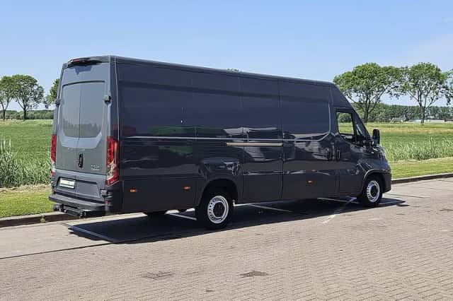 Iveco Daily (2021) thumbnail 3