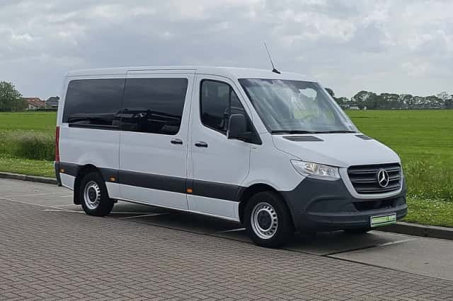 Mercedes-Benz Sprinter (2021) thumbnail 4