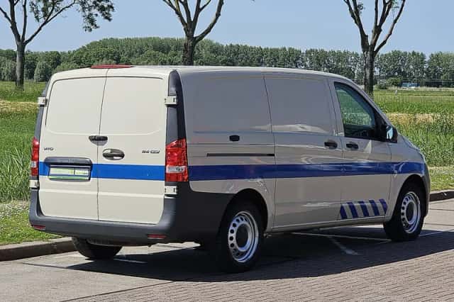 Mercedes-Benz Vito (2018) thumbnail 3