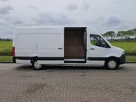 Mercedes-Benz Sprinter (2023) thumbnail 12