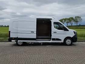Renault Master (2024) thumbnail 13