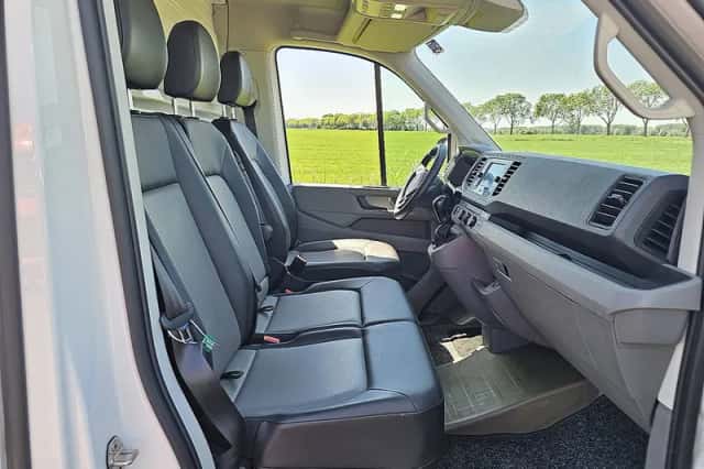 Volkswagen Crafter (2023) thumbnail 6