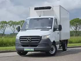 Mercedes-Benz Sprinter (2021) thumbnail 1