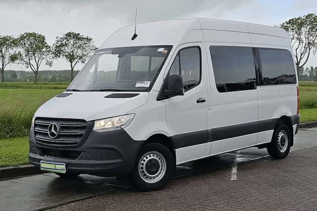 Mercedes-Benz Sprinter (2019) thumbnail 2