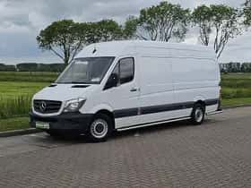 Mercedes-Benz Sprinter (2018) thumbnail 2