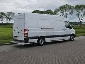 Mercedes-Benz Sprinter (2018) thumbnail 3