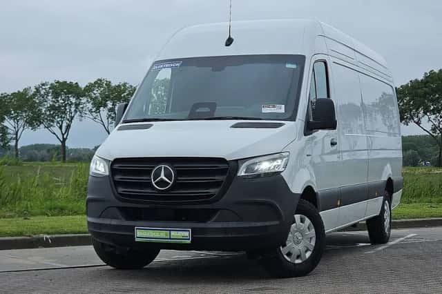 Mercedes-Benz eSprinter (2026) thumbnail 1