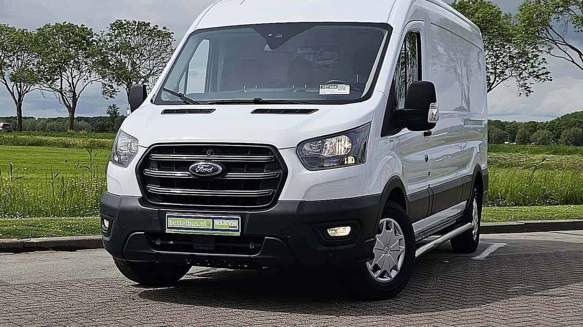 Ford Transit (2022) — foto 1