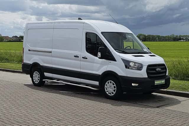 Ford Transit (2022) thumbnail 4