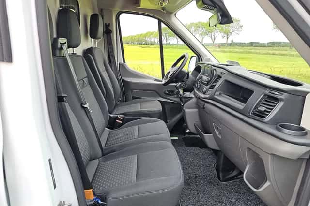 Ford Transit (2022) thumbnail 6