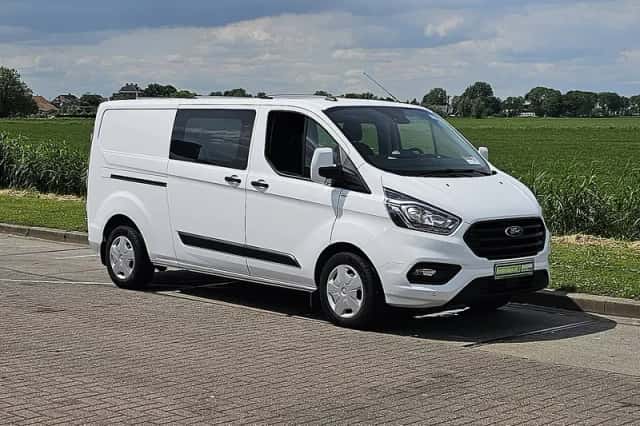 Ford Transit (2022) thumbnail 4