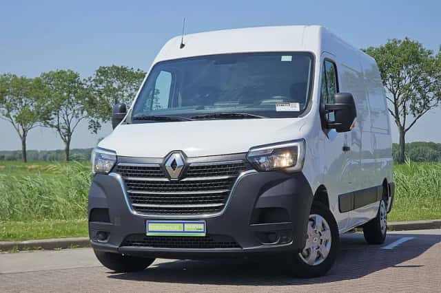 Renault Master (2023) thumbnail 1