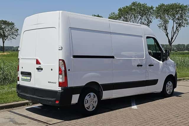 Renault Master (2023) thumbnail 3