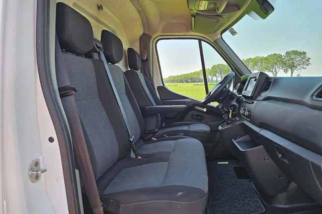 Renault Master (2023) thumbnail 6