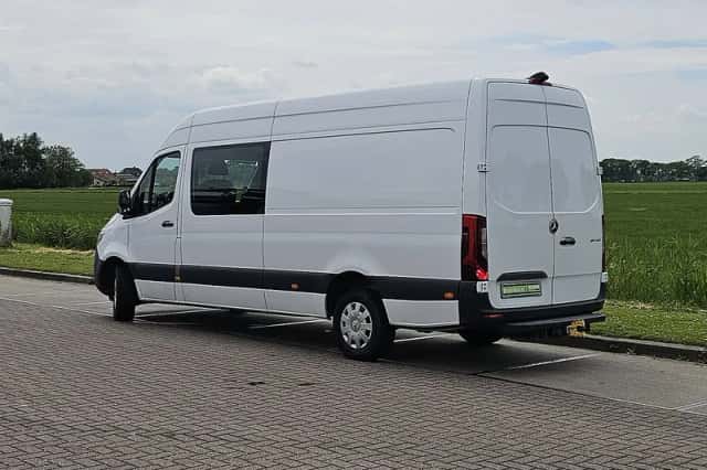 Mercedes-Benz Sprinter (2022) thumbnail 5