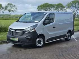 Opel Vivaro (2017) thumbnail 2
