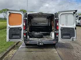 Opel Vivaro (2017) thumbnail 12