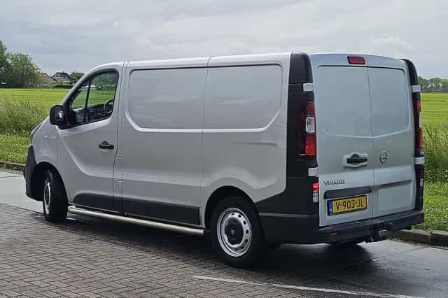 Opel Vivaro (2017) thumbnail 5