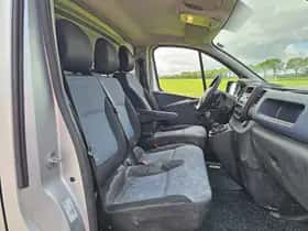 Opel Vivaro (2017) thumbnail 6