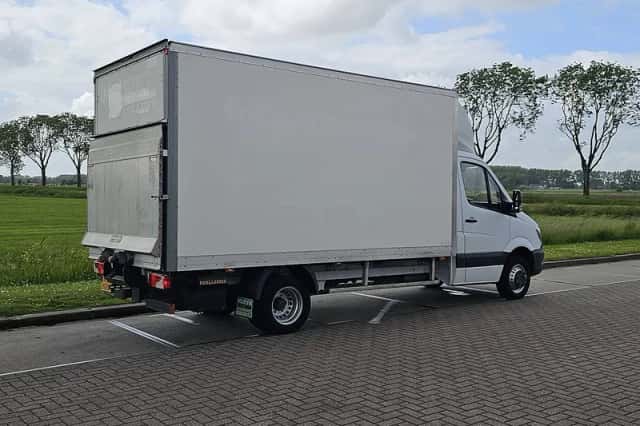 Mercedes-Benz Sprinter (2015) thumbnail 3