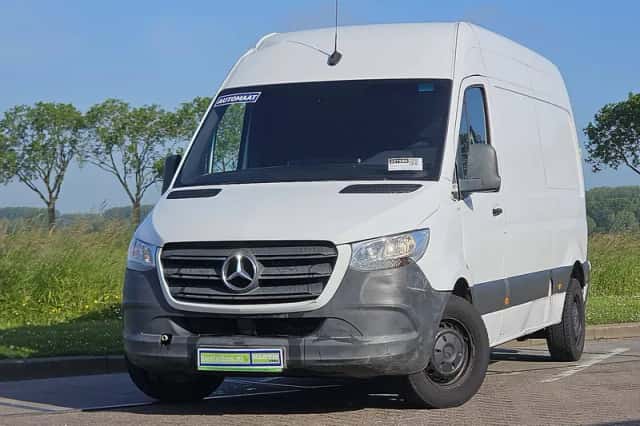 Mercedes-Benz Sprinter (2019) thumbnail 1