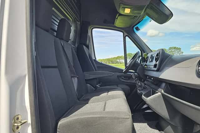 Mercedes-Benz Sprinter (2019) thumbnail 6