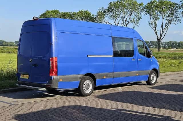Mercedes-Benz Sprinter (2020) thumbnail 3