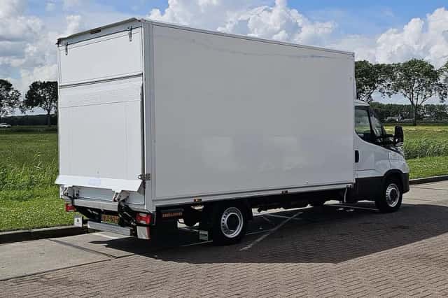 Iveco Daily (2021) thumbnail 3