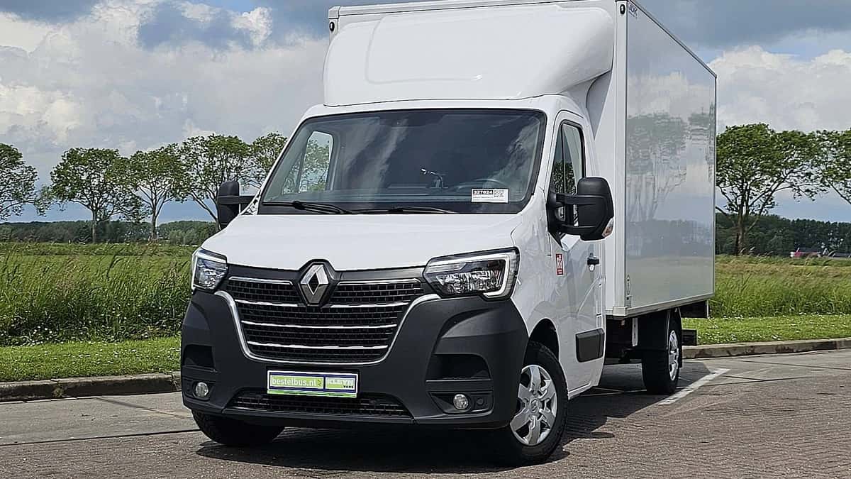Renault Master (2023) — foto 1