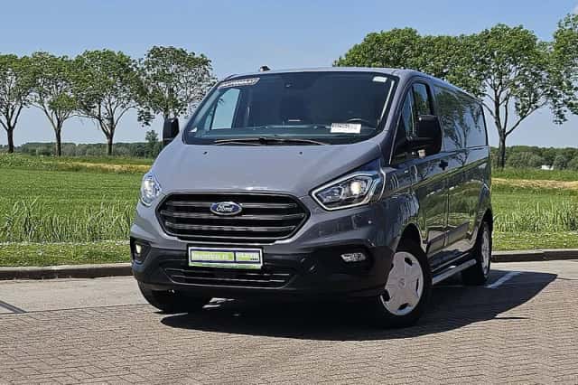 Ford Transit (2019) thumbnail 1