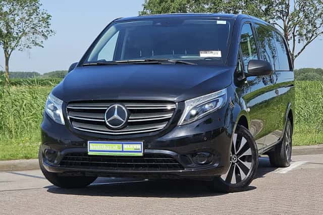 Mercedes-Benz Vito (2022) thumbnail 1