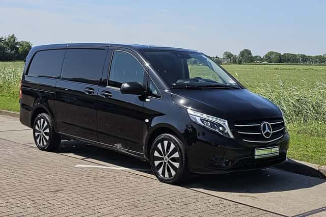 Mercedes-Benz Vito (2022) thumbnail 4