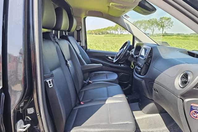 Mercedes-Benz Vito (2022) thumbnail 6